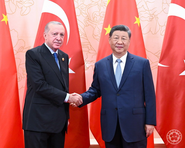 President Xi Jinping Meets with Turkish President Recep Tayyip Erdoğan