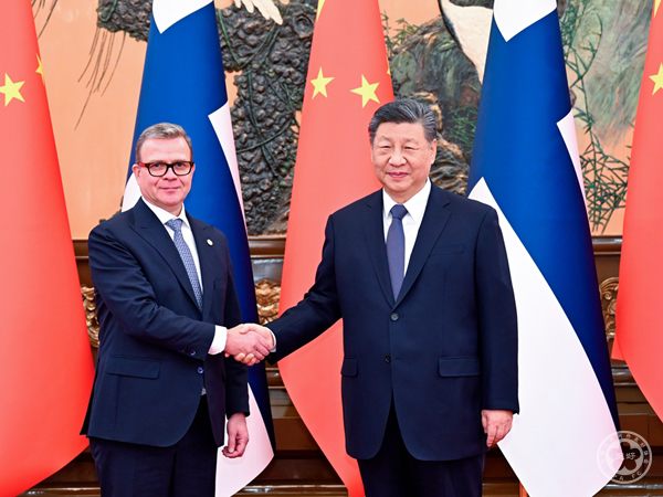 President Xi Jinping Meets with Finnish Prime Minister Petteri Orpo